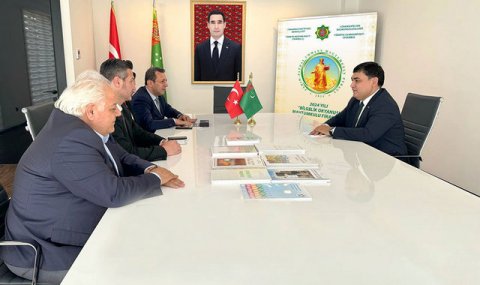 https://vestiabad.ru/news/5237/genkonsul-turkmenistana-v-turcii-provel-vstrechu-s-rukovoditelyami-turkg%C4%B0ad