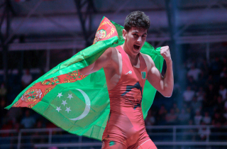 Борец из Туркменистана завоевал золотую медаль на чемпионате Азии