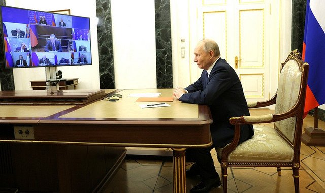 Путин обсудил с Совбезом стратегию взаимодействия с государствами СНГ