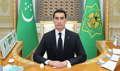 https://vestiabad.ru/news/2632/v-adres-glavy-turkmenistana-prodolzhayut-postupat-novogodnie-pozdravleniya