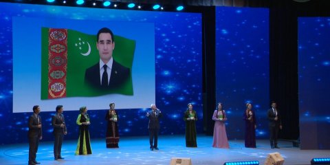 https://vestiabad.ru/news/1345/v-ashhabade-sostoyalsya-koncert-posvyashchennyi-32i-godovshchine-nezavisimosti-turkmenistana