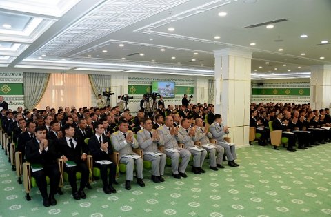 https://vestiabad.ru/news/1512/v-stolice-turkmenistana-sostoyalos-iii-zasedanie-mezhdunarodnoi-associacii-turkmen-alabay-itleri