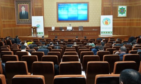 https://vestiabad.ru/news/2743/birzha-turkmenistana-provela-valyutnye-operacii-na-summu-474-tys