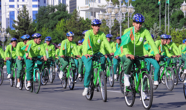 В Туркменистане пройдут спортивные мероприятия по случаю дня велосипеда