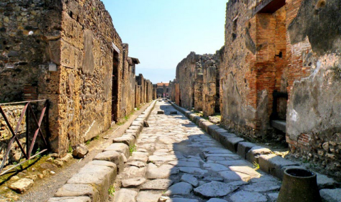 https://vestiabad.ru/news/8175/italiya-vvedet-ogranicheniya-na-poseshchenie-pompei-dlya-zashchity-ruin