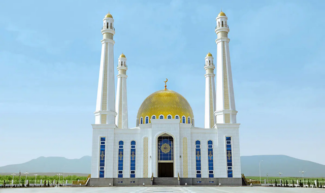 В Туркменистане откроют новые мечети по случаю священного месяца Ораза