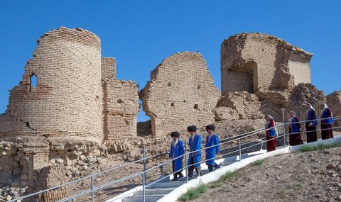 https://vestiabad.ru/news/3330/turkmenistan-provedet-mezhdunarodnuyu-konferenciyu-drevnyaya-anauskaya-kultura