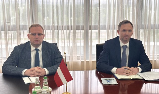 Замминистра иностранных дел Туркменистана принял посла Латвии
