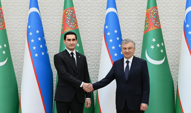 Президент Туркменистана получил поздравление от главы Узбекистана по случаю праздника Новруз