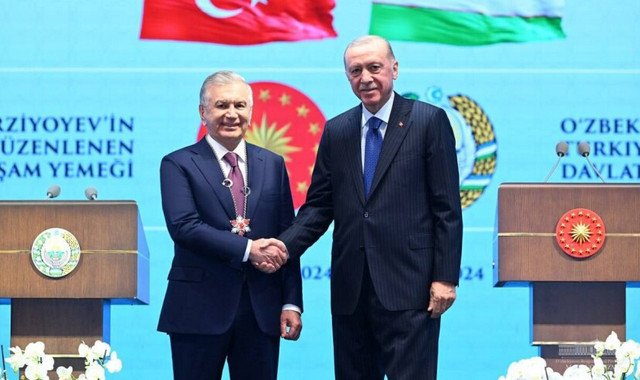 Эрдоган удостоил Мирзиеева «Ордена Турецкой Республики»