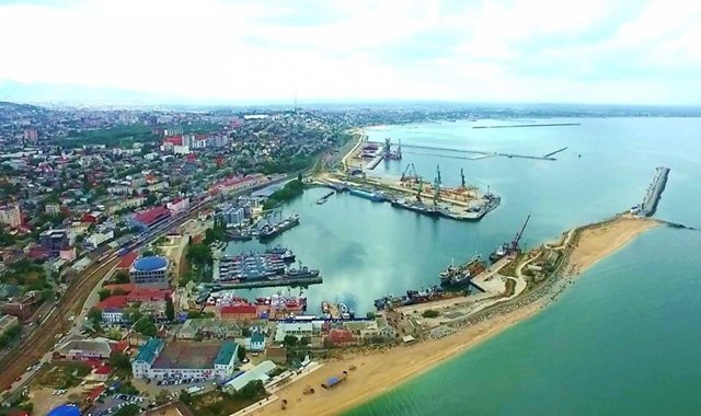 Путин подписал указ о создании АО «Север - Юг» на базе Махачкалинского морского порта