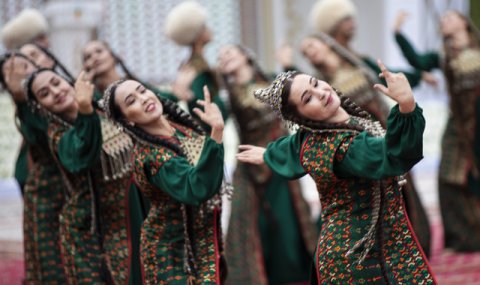 https://vestiabad.ru/news/6287/v-turkmenistane-obyavlen-plan-kulturnyh-meropriyatii-na-avgust-2024-goda