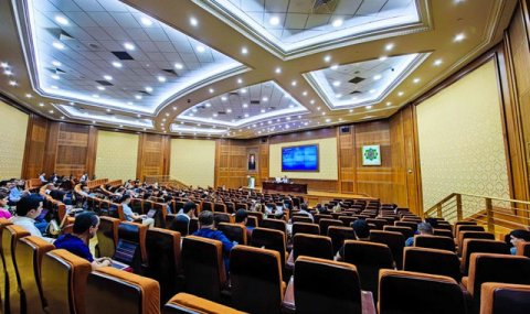 https://vestiabad.ru/news/7905/birzha-turkmenistana-provela-valyutnye-operacii-na-summu-bolee-3-mln