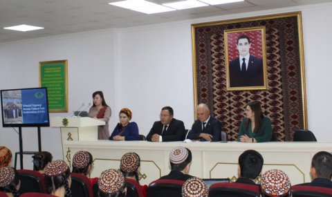 https://vestiabad.ru/news/6905/v-turkmenistane-proshla-molodezhnaya-konferenciya-po-voprosam-izmeneniya-klimata