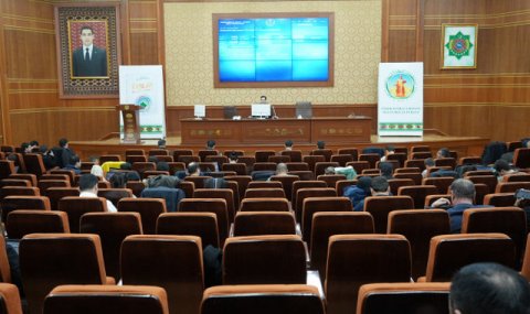 https://vestiabad.ru/news/4034/birzha-turkmenistana-provela-valyutnye-operacii-na-summu-bolee-70-mln