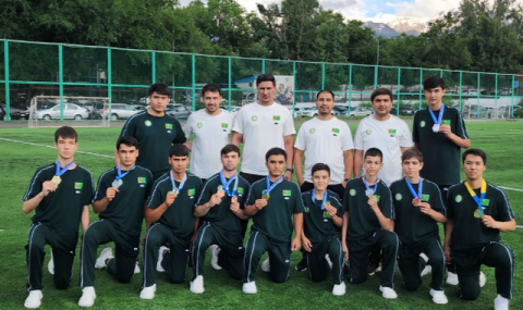 https://vestiabad.ru/news/5645/karatisty-turkmenistana-udostoilis-9-medalei-na-chempionate-v-kazahstane