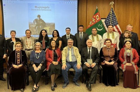 https://vestiabad.ru/news/1486/v-gorodepobratime-ashhabada--albukerke-startovali-dni-kultury-turkmenistana