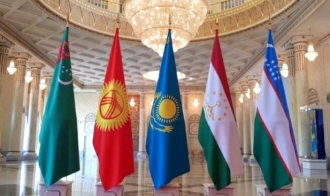 https://vestiabad.ru/news/6495/prezident-turkmenistana-uchastvuet-v-konsultativnoi-vstreche-glav-stran-ca