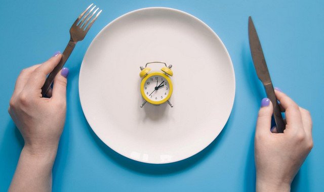 Ученые: для похудения необязательно ограничивать время приема пищи