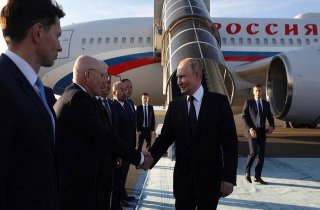 Владимир Путин прибыл в Астану для участия в саммите ШОС
