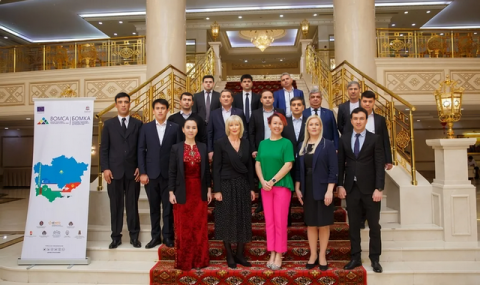 https://vestiabad.ru/news/3245/v-ashhabade-sostoyalsya-seminar-dlya-sotrudnikov-turkmenskoi-tamozhni