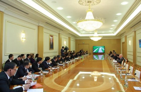 https://vestiabad.ru/news/1442/v-ashhabade-proshel-kruglyi-stol-s-uchastiem-biznesmenov-turkmenistana-i-italii