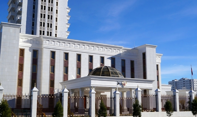 В Туркменистане организуют голосование на выборах Президента России