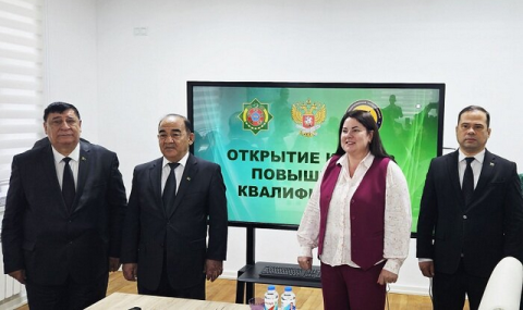 https://vestiabad.ru/news/8291/v-turkmenistane-startovala-dekada-obmena-opytom-s-uchastiem-rossiiskogo-vuza