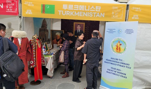 Посольство Туркменистана приняло участие на Сеульском фестивале дружбы