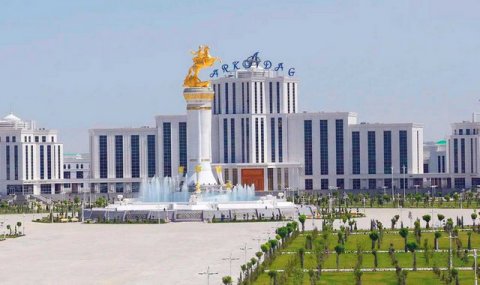 https://vestiabad.ru/news/6285/predsedatel-halk-maslahaty-turkmenistana-oznakomilsya-s-planami-razvitiya-goroda-arkadag