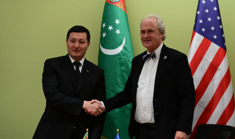 https://vestiabad.ru/news/7428/v-turkmenistane-planiruyut-otkryt-filial-amerikanskogo-universiteta