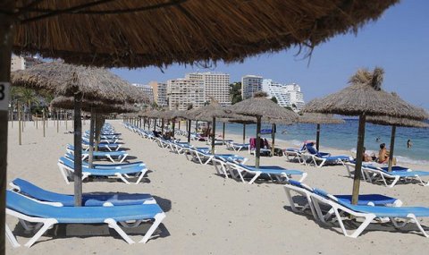 https://vestiabad.ru/news/5344/izvestnyi-evropeiskii-kurort-magaluf-neozhidanno-opustel