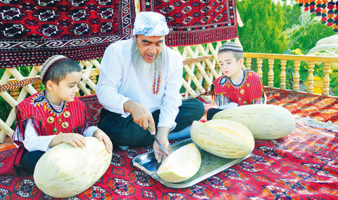 https://vestiabad.ru/news/6399/turkmenskaya-dynya-legenda-vostoka