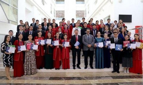 https://vestiabad.ru/news/3268/v-turkmenistane-molodyh-poslov-cur-otmetili-nagradami