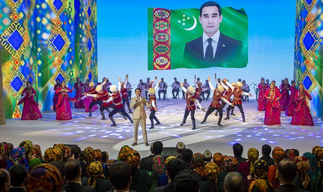 В Аркадаге состоялось торжественное закрытие Недели культуры Туркменистана
