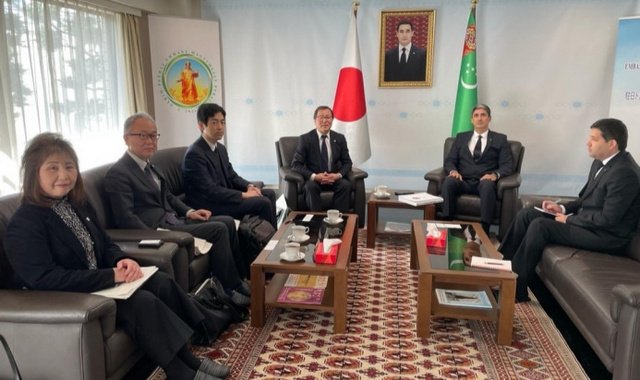 Туркменский посол Атадурды Байрамов встретился с вице-президентом университета Цукуба
