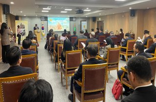 Посольство Туркменистана в Сеуле провело конференцию в честь Махтумкули