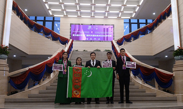 Туркменские школьники успешно выступили на международной олимпиаде в Китае
