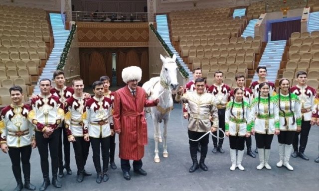 Вице-перзиденту Турции был организован тур в город Аркадаг