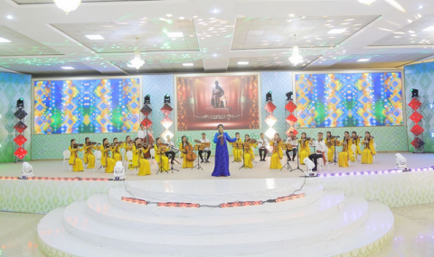 https://vestiabad.ru/news/7109/v-lebapskom-velayate-proshel-koncert-v-chest-33letiya-nezavisimosti-turkmenistana