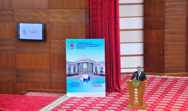 В туркменском ВУЗе обсудили перспективы сотрудничества Туркменистана с ВТО