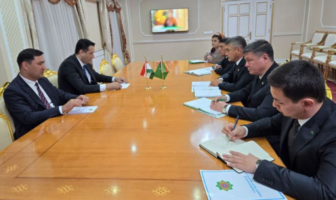 https://vestiabad.ru/news/5845/hyakim-ahalskogo-velayata-turkmenistana-vstretilsya-s-poslom-tadzhikistana