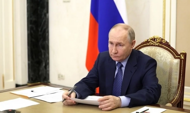 Путин поздравил глав республик СНГ, Абхазии и Южной Осетии с Днем Победы