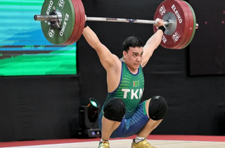 Туркменский штангист завоевал серебро на юношеском чемпионате мира в Перу