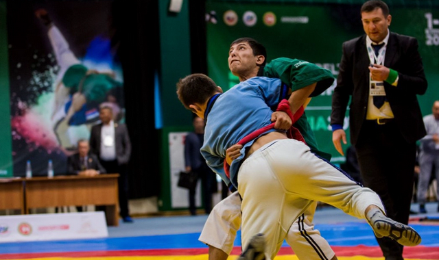 В Туркменистане дан старт чемпионату страны по борьбе на поясах