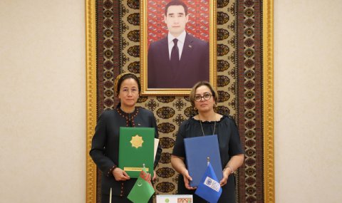 https://vestiabad.ru/news/5706/minobrazovaniya-turkmenistana-i-proon-podpisali-memorandum-o-vzaimoponimanii