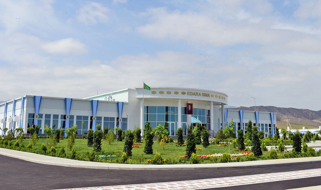 Президент Туркменистана ввел в строй Яшлыкское водоочистительное сооружение