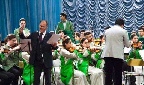 https://vestiabad.ru/news/2064/v-ashhabade-sostoyalsya-prazdnichnyi-koncert-posvyashchennyi-dnyu-neitraliteta-turkmenistana