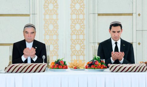 https://vestiabad.ru/news/7284/geroiarkadag-i-prezident-prinyali-uchastie-v-sadaka-v-chest-nezavisimosti-turkmenistana