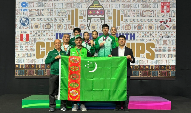 Тяжелоатлеты из Туркменистана завоевали медали на чемпионате мира в Перу